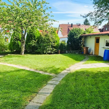 1 Mit Garten Apartmán